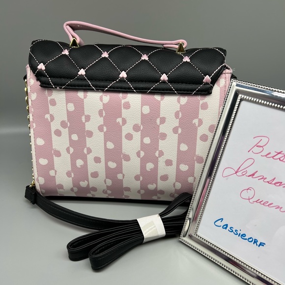 NWT 💋BETSEY JOHNSON💋 crossbody purse - Picture 7 of 10